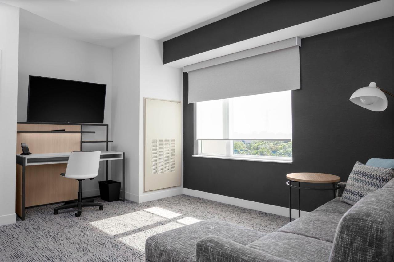 Towneplace Suites By Marriott Tampa Clearwater Ngoại thất bức ảnh