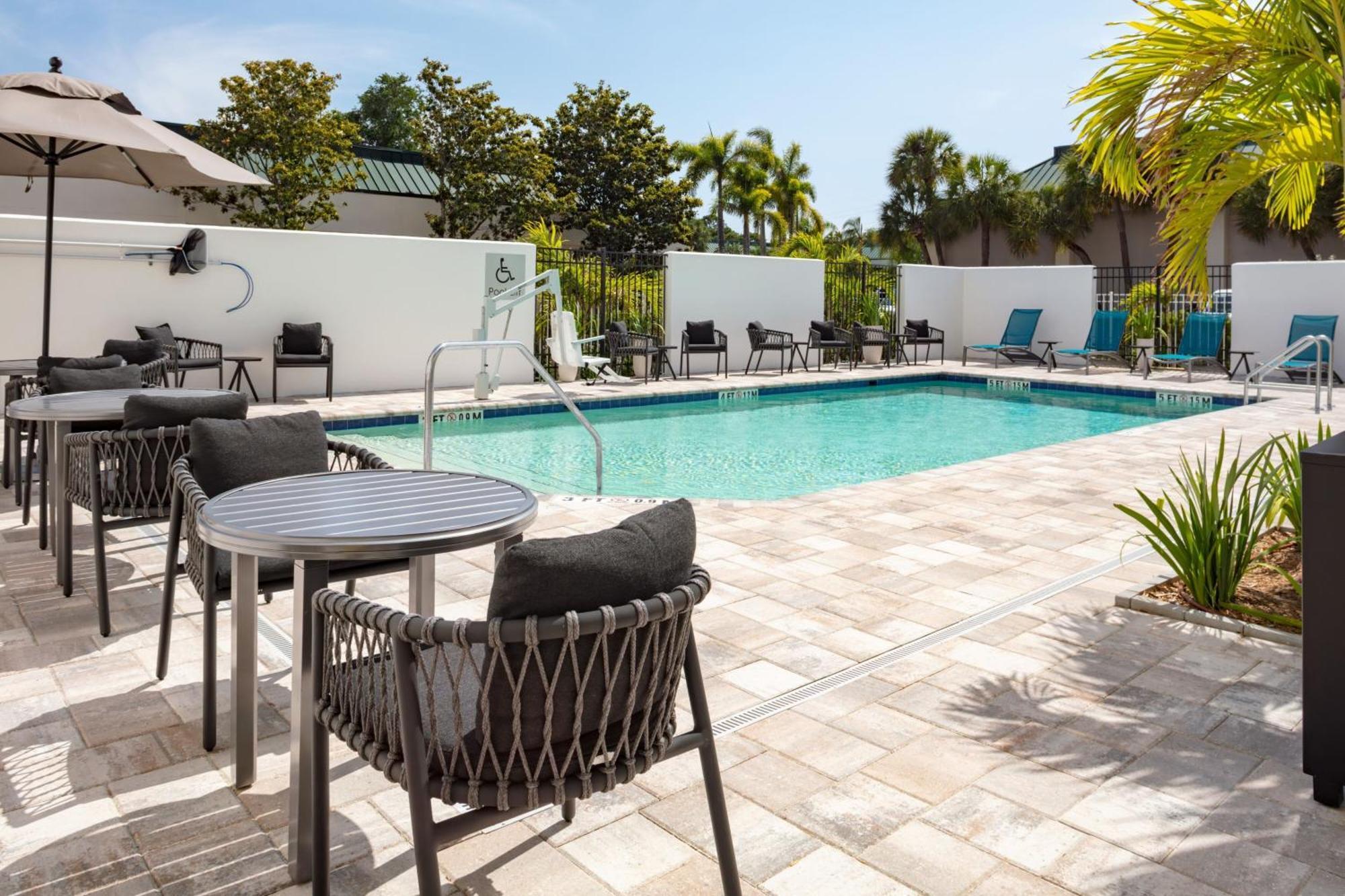 Towneplace Suites By Marriott Tampa Clearwater Ngoại thất bức ảnh
